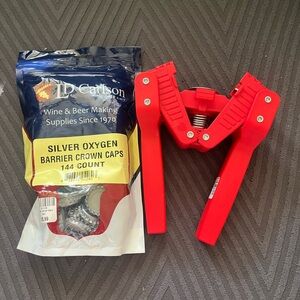 Red Baron DBL Bottle Capper & 144 Bottle Caps